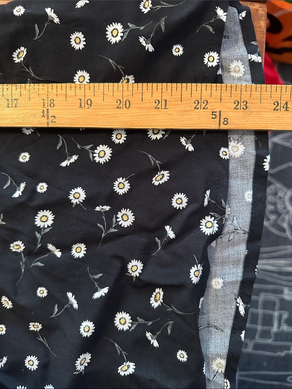 NWT Torrid Sweetheart Flutter Sleeve Mini Dress Dainty Daisy Floral Black 1X 16 - Picture 14 of 14